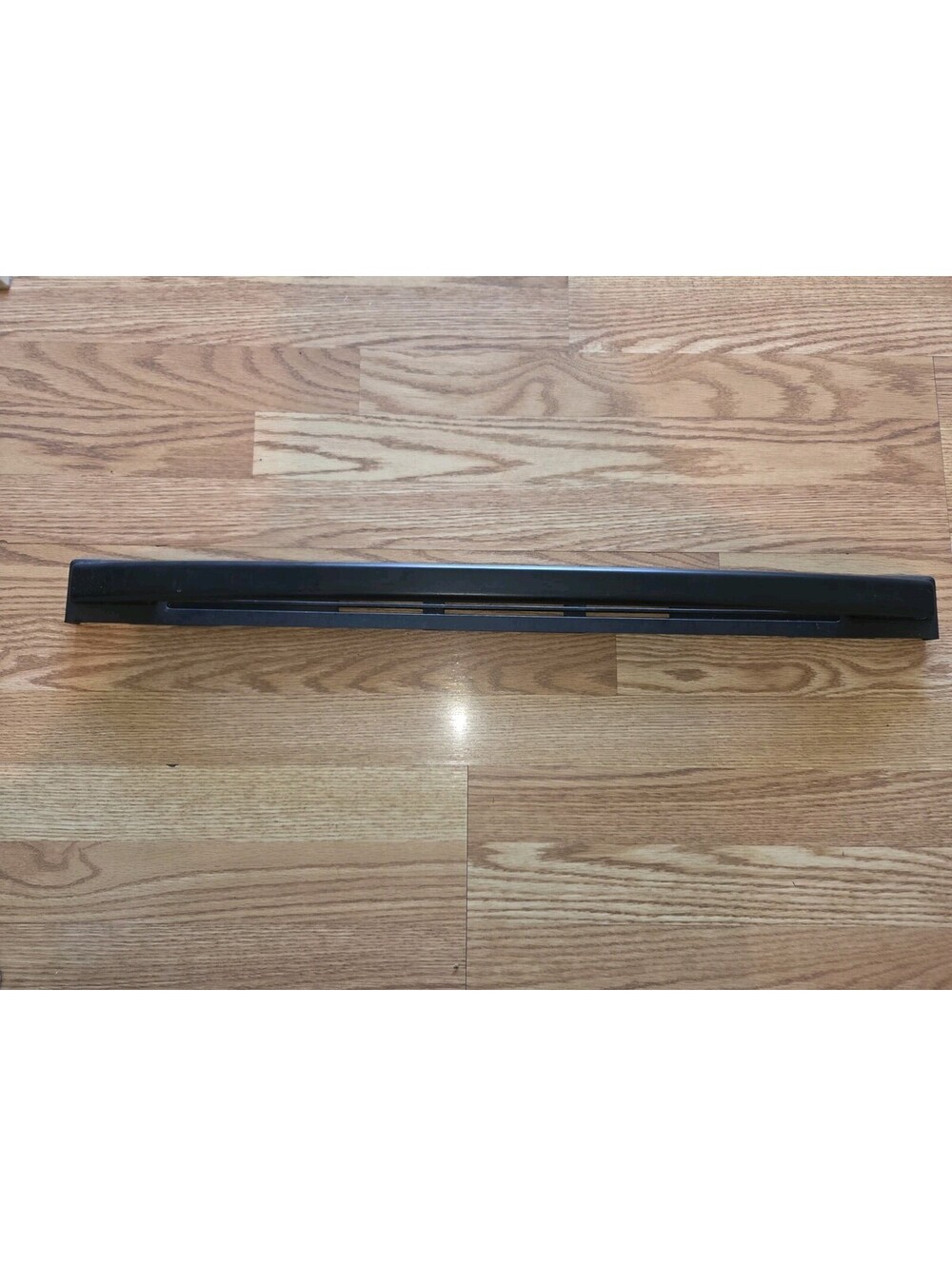 Whirlpool Oven Range Door Handle w/ Vent Trim 3196819 3195922 Si2